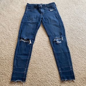 Women’s American Eagle Jeans